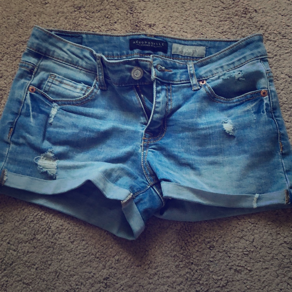 Shorty shorts.